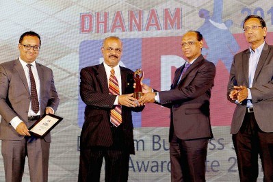 Dr. Majeed awarded outstanding NRI Businessman of the Year 2017